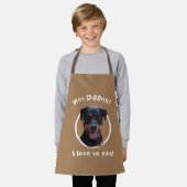 Happy Family-loving Rottweiler  Apron エプロン (着用した状態)