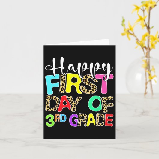 Happy First Day Of 3rd Grade Leopard Back To Schoo カード (黄色い花)