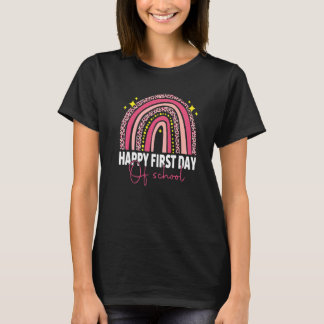 Happy First Day Of School Rainbow Teacher Kid Back Tシャツ