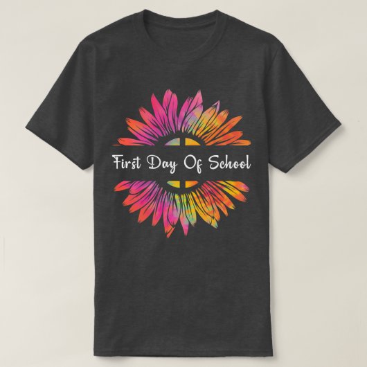 Happy First Day of School Teacher Students Tie Die Tシャツ (デザイン正面)