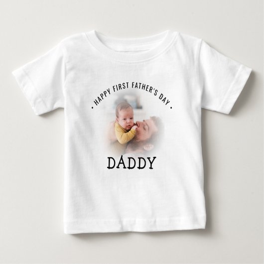 Happy First Father's Day Daddy Photo ベビーTシャツ (正面)