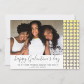 Happy Galentine's Day Yellowハートフォトフレンド シーズンカード (正面)