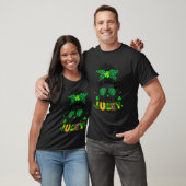 Happy Go Lucky Messy Bun Shamrock St Patrick's Day Tシャツ (ユニセックス)