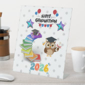 Happy Graduation 2026 - かわいいフクロウと本 台座サイン (インサイチュ)