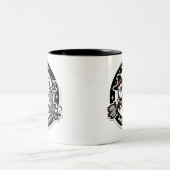 Happy Hallo-Oops! Santa Dressed as a Witch, Deer ツートーンマグカップ (中央)