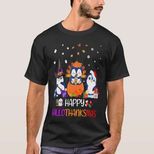 Happy HalloThanksMas Fall Pumpkin  Penguin Tシャツ (正面)