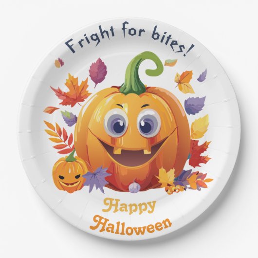 Happy Halloween Jack-O-Lantern On Pile Of Leaves ペーパープレート (正面)