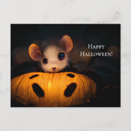 Happy Halloween. Kleine  niedliche Maus mit Kürbis ポストカード
