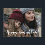 Happy Hanukkahの写真 シーズンポストカード<br><div class="desc">フロント読に「ハッピーハヌカー！」と「ハヌカーの光がハートを平和と愛で満たしてくれよう」という素敵な写真カードがバックに貼り付けられると、顔にスマイルが届く。暖かい気持ちがtouchハートを送り、誰もが新楽しむしい写真を手に入れる。カードの外観を確認するには、[このテンプレートを個人用に設定し、写真をアップロードお気に入りのし、名前とアドレスを入力する]を選択します。簡単だすごい!数秒であなたの美しいカードを見る！#hanukkahcards</div>