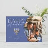 Happy Hanukkah金ゴールドブルースクリプト（ユダヤ教）メノラー写真 シーズンカード (スタンド正面)