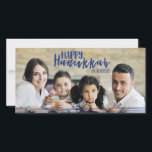Happy Hanukkah Star of David Photo Card シーズンカード<br><div class="desc">可愛いハッスタイリッシュピーHanukkahのスターDavid Photo Cardは、このホリデーシーズンを送るあなたのカードに最適である。対応するアクセサリを搭載。</div>