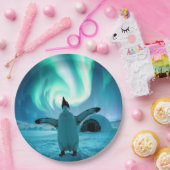 Happy Holidays Penguin Under Northern Lights ペーパープレート (パーティー)