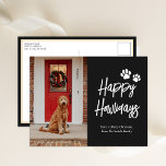 Happy Howlidays黒書道ペットの写真 シーズンポストカード<br><div class="desc">ハッピーハウリデイズブラック書道ペット写真の休日はがき。このフェスティバルとホリデーカードで愛する人に休日の挨拶をモダン送りなさい。すべての文字は、自分の詳細で簡単かつ迅速にパーソナライズするために事前に配置されている。ハッピーホリデー！</div>