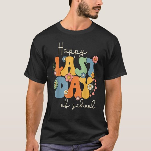 Happy Last Day Of School Graduation Groovy Teacher Tシャツ (正面)
