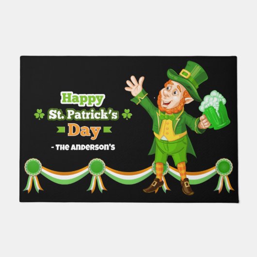 Happy Leprechaun St Patrick's Personalized Doormat ドアマット (正面)