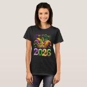 Happy Mardi Gras 2026 Jester Hat New Orleans Men W Tシャツ (正面フル)