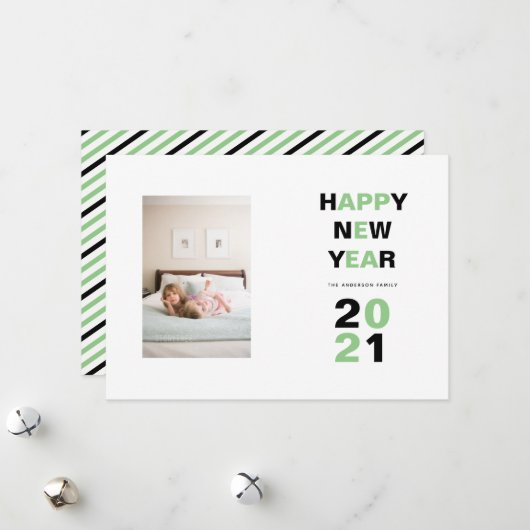 Happy New Year 2021グリーン、黒いタイポグラフィ写真 シーズンカード (正面/裏面インサイチュ)