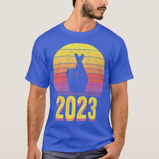 Happy New Year 2023 Fingers Crossed 2023 Retro Vin Tシャツ