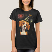 Happy New Year 2025 Eve Firework Dog Funny Beagle  Tシャツ (正面)