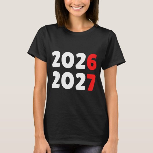 Happy New Year 2026 2027 Funny Six Seven 67 Meme C Tシャツ (正面)