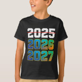 Happy New Year 2026 Coming Soon 2027 Funny 67 Meme Tシャツ (正面)
