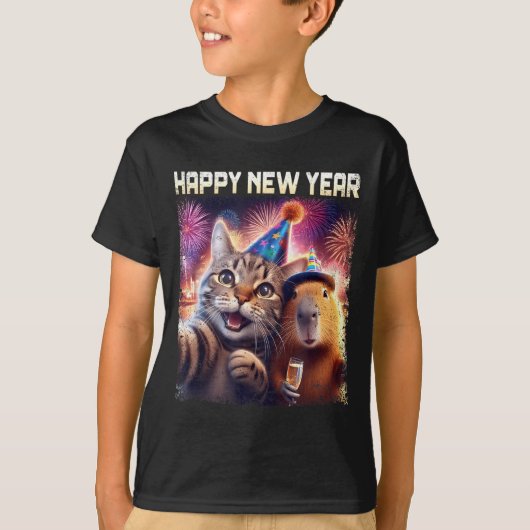 Happy New Year 2026 Cute Cat Capybara Party Art  Tシャツ (正面)