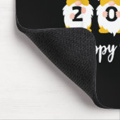 Happy New Year 2026 Gnomes Leopard Print Gnomies G マウスパッド (コーナー)