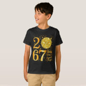 Happy New Year 2067 Funny 67 Six Seven Meme New Ye Tシャツ (正面フル)
