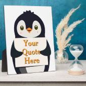Happy penguin holding a sign to personalize フォトプラーク (側面)
