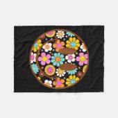 Happy Retro Daisy Smile Face Preppy Aesthetic Men  フリースブランケット (正面(横))