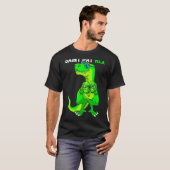 Happy St Pat T Rex Saint Patrick's Day Funny Dinos Tシャツ (正面フル)