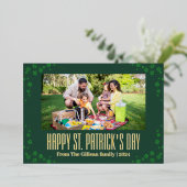 Happy St. patrickの日Shamrocks家族の写真 箔シーズンカード (立ち正面)