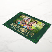 Happy St. patrickの日Shamrocks家族の写真 箔シーズンカード (回転した状態)