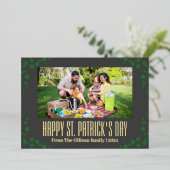 Happy St. patrickの日Shamrocks家族の写真 箔シーズンカード (立ち正面)