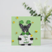 Happy St. Patrick’s Day Clover Cute French Bulldog 招待状 (スタンド正面)