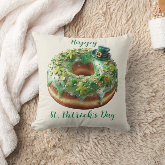 Happy St. Patrick’s Day Donut with Leprechaun Hat クッション (ブランケット)