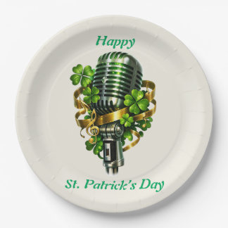 Happy St. Patrick’s Day Shamrock & Microphone ペーパープレート