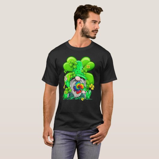 Happy St Patrick's Day Cute Gnome Tie Dye Shamrock Tシャツ (正面フル)