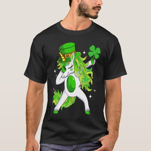 Happy St Patrick's Day Dabbing Unicorn Lucky Shamr Tシャツ (正面)