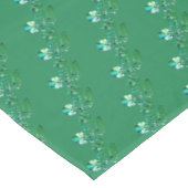 "Happy St. Patrick's Day" Hand-,書 Shamrocks テーブルクロス (アングル)