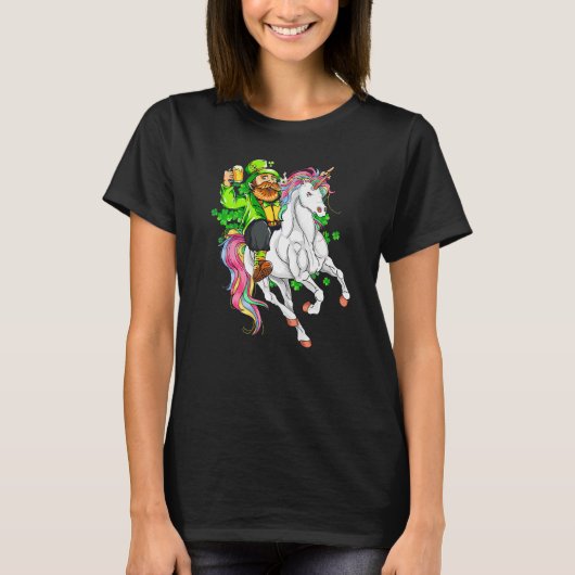 Happy St Patricks Day Leprechaun Riding Unicorn Tシャツ (正面)