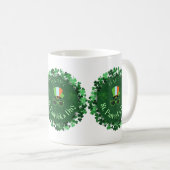 Happy St. Patrick's Day Shamrock Wreath Mug コーヒーマグカップ (正面右)