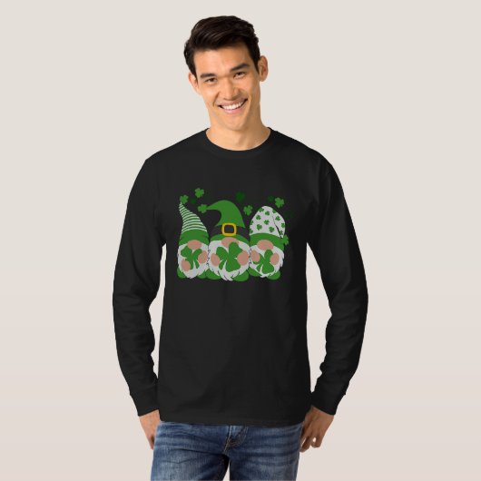 Happy St Patrick's Day Three Gnomes Lucky Shamrock Tシャツ (正面フル)