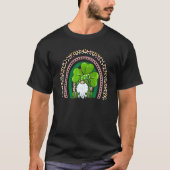 Happy St Patrick's Day Three Gnomes Shamrock Rainb Tシャツ (正面)