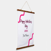 Happy Valentine's day pink black spiral bold lette 吊り下げ型タペストリー (傾斜あり)