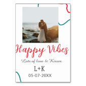 Happy Vibes holiday couple name date wedding red  テーブルナンバー (裏面)