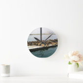 Harbor Seales、Morro Bay、カリフォルニア ラウンド壁時計 (ホーム)