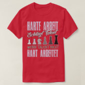 Hard Work Beats Talent Chess Player 1  Tシャツ (デザイン正面)