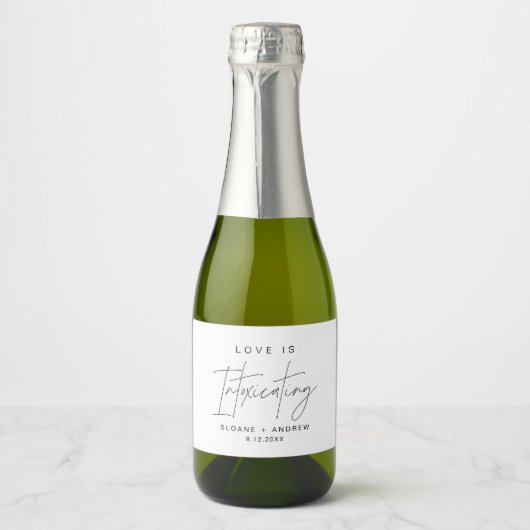 HARLOWの愛結婚がミニに酔っている スパークリングワインラベル (正面)