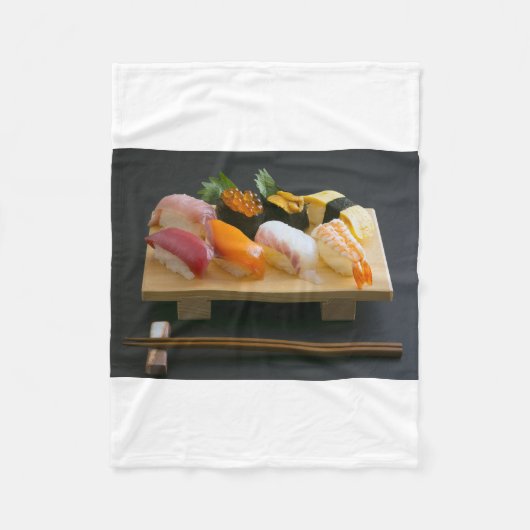 Harmony on Hinoki – Sushi Platter Fleece Blanket フリースブランケット (正面)